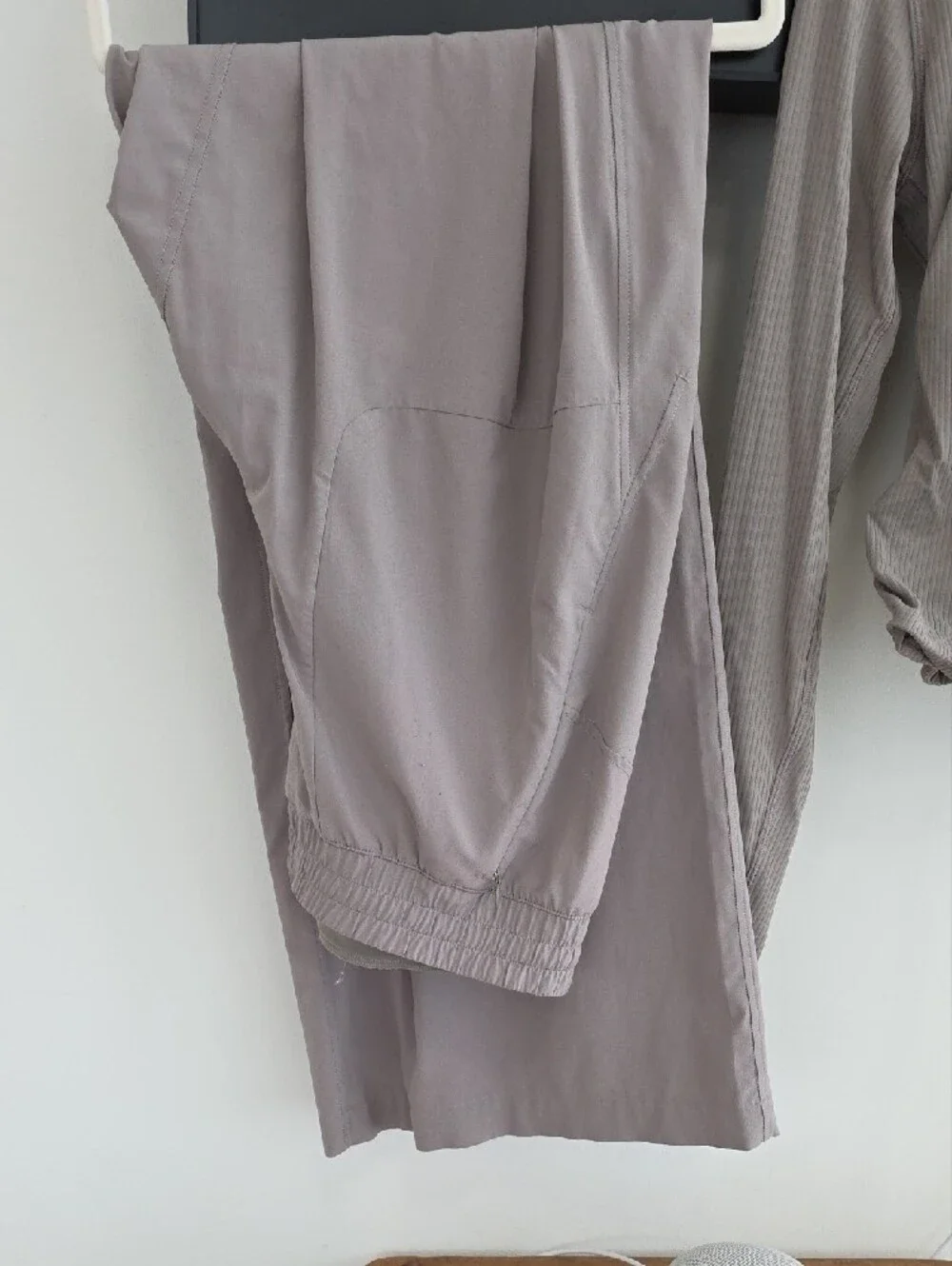 Lululemon Bundle - Picture 4 of 7
